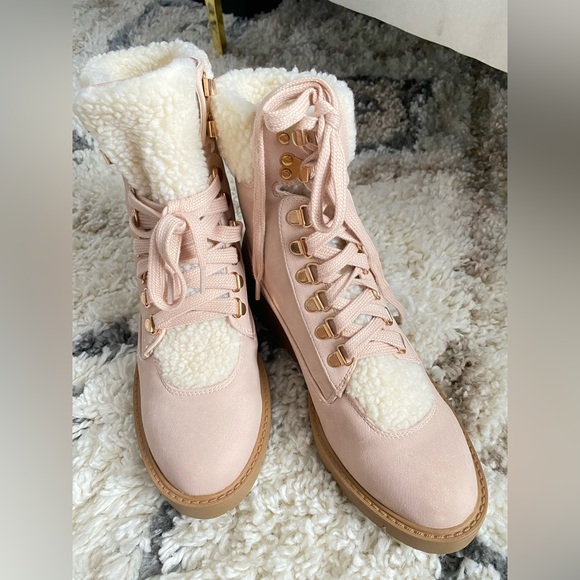 None Shoes - ***SOLD***🌟HOST PICK💫 NEW BABY PINK SHERPA BOOTIES ROSE GOLD HARDWARE